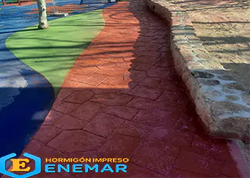 Hormigón impreso en parque, moldes piedra nueva